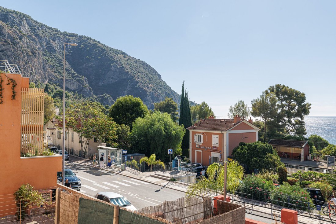 Wohnung in Èze, Provence-Alpes-Côte d'Azur, Frankreich 2 - 17893192