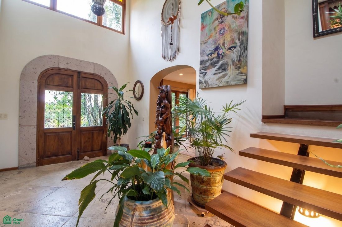House in San Juan Cosalá, Jalisco, Mexico 2 - 19007012