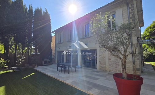 House in Saint-Hilaire-de-Brethmas, Occitania, France 1
