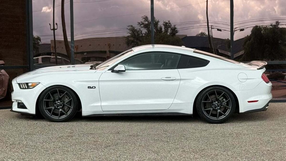 Coupe in Tucson, AZ, United States 4 - 19001351