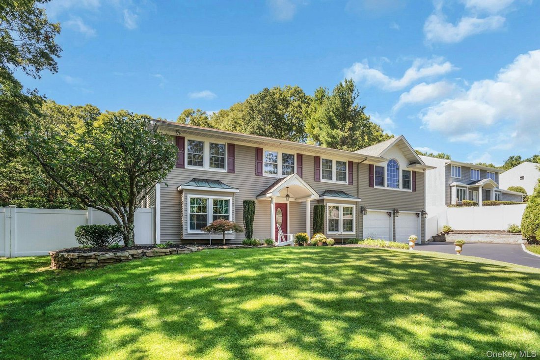 House in Huntington Station, New York, United States 3 - 19000401