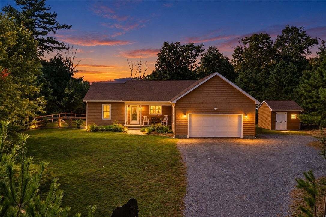 House in South Kingstown, Rhode Island, United States 1 - 19000346