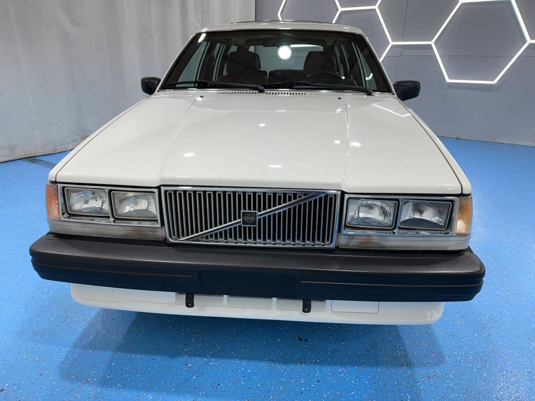 Station Estate Wagon in Bensenville, IL, United States 4 - 19008030