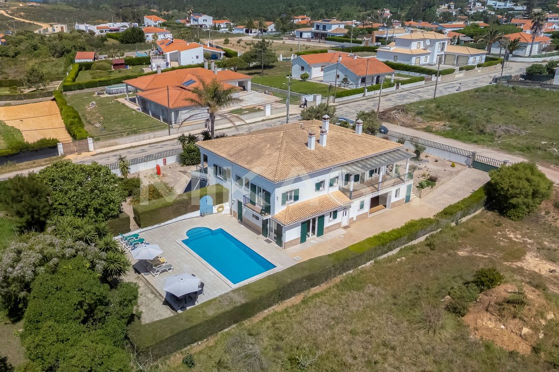Villa in Aljezur, Algarve, Portugal 1 - 17797877
