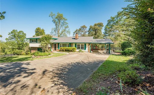 House in Ball Ground, Georgia, United States 1