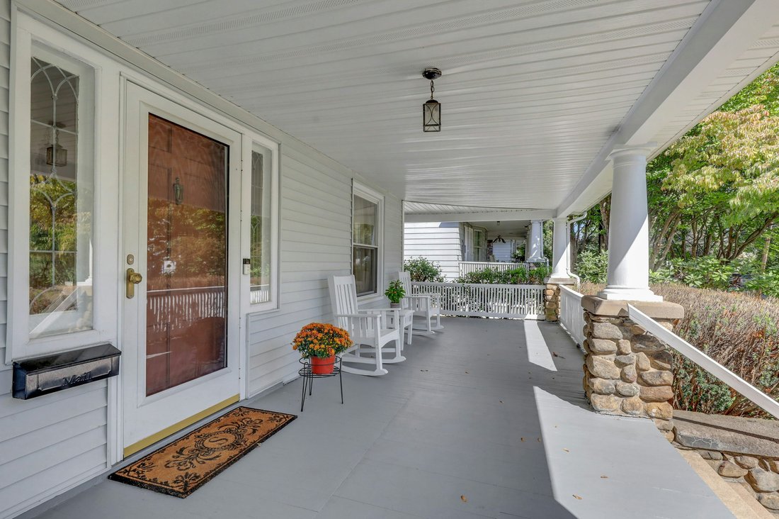 House in Ridgewood, New Jersey, United States 4 - 19000039