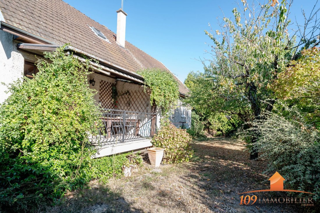 House in Limas, Auvergne-Rhône-Alpes, France 3 - 19004590