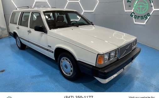 1988 Volvo 740 4D Wagon in Bensenville, IL, United States 1