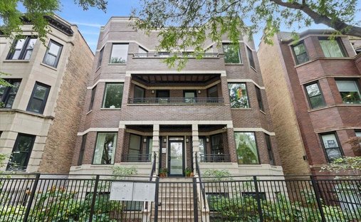 Condo in Chicago, Illinois, United States 1