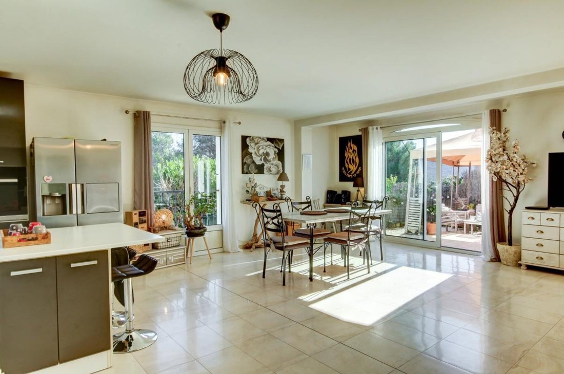 Villa in Nice, Provence-Alpes-Côte d'Azur, France 2 - 19001363