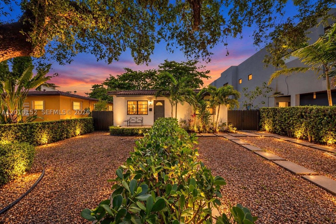 House in Miami, Florida, United States 2 - 17812351