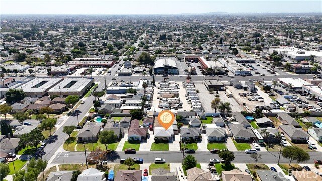 Bellflower, California, United States 4 - 19002625
