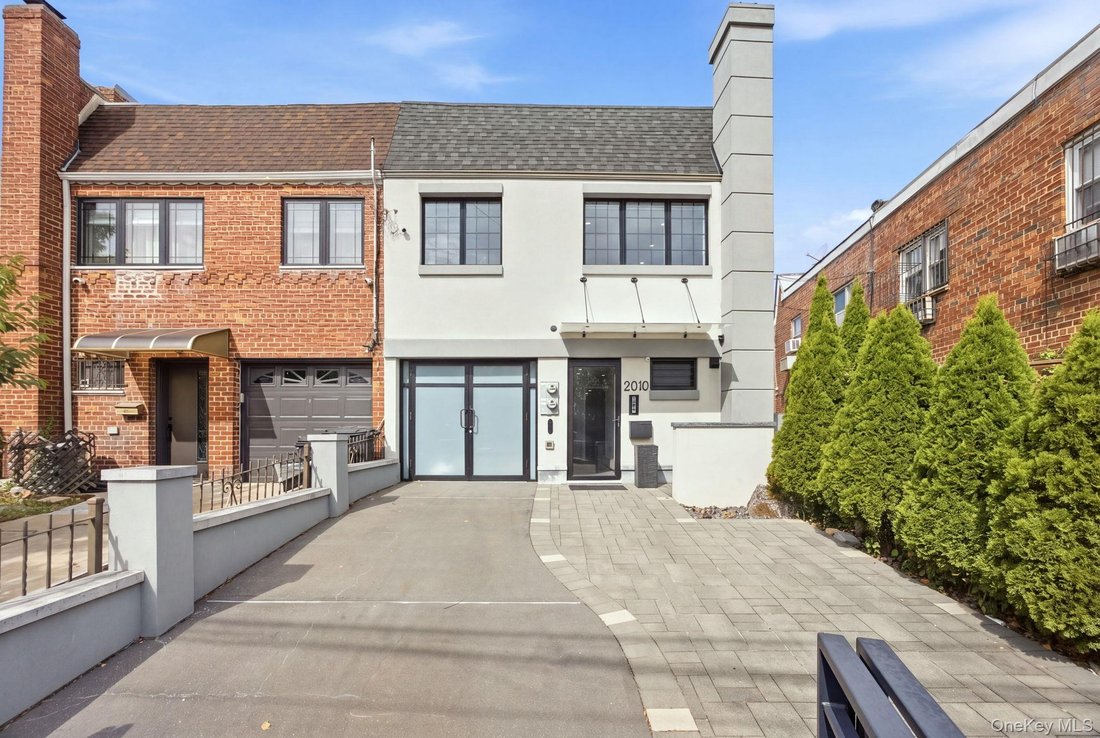 House in New York, New York, United States 2 - 19003239
