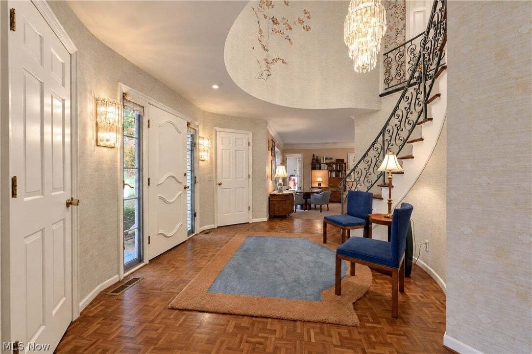 House in Canton, Ohio, United States 4 - 19000532
