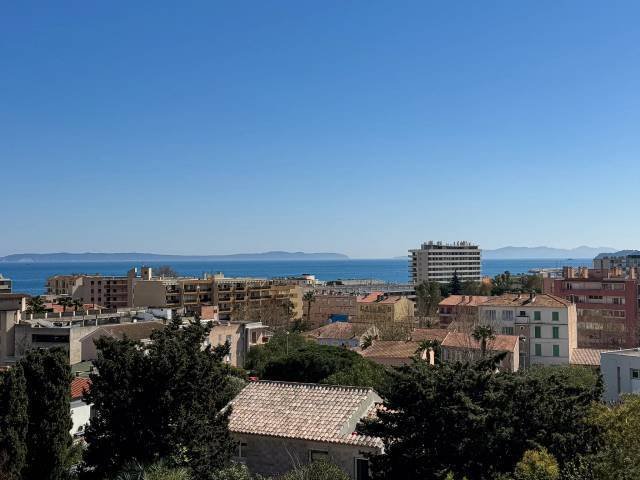 House in Le Lavandou, Provence-Alpes-Côte d'Azur, France 2 - 16296846