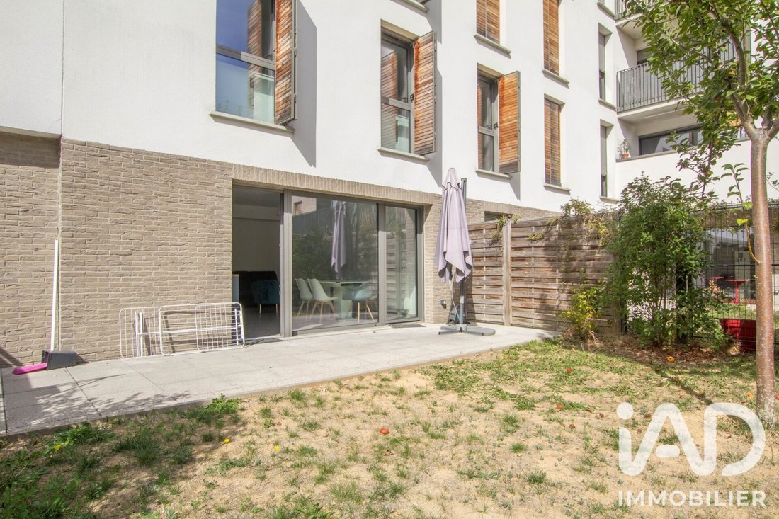 Apartment in Pont du Routoir, Guyancourt, France 1 - 19008327