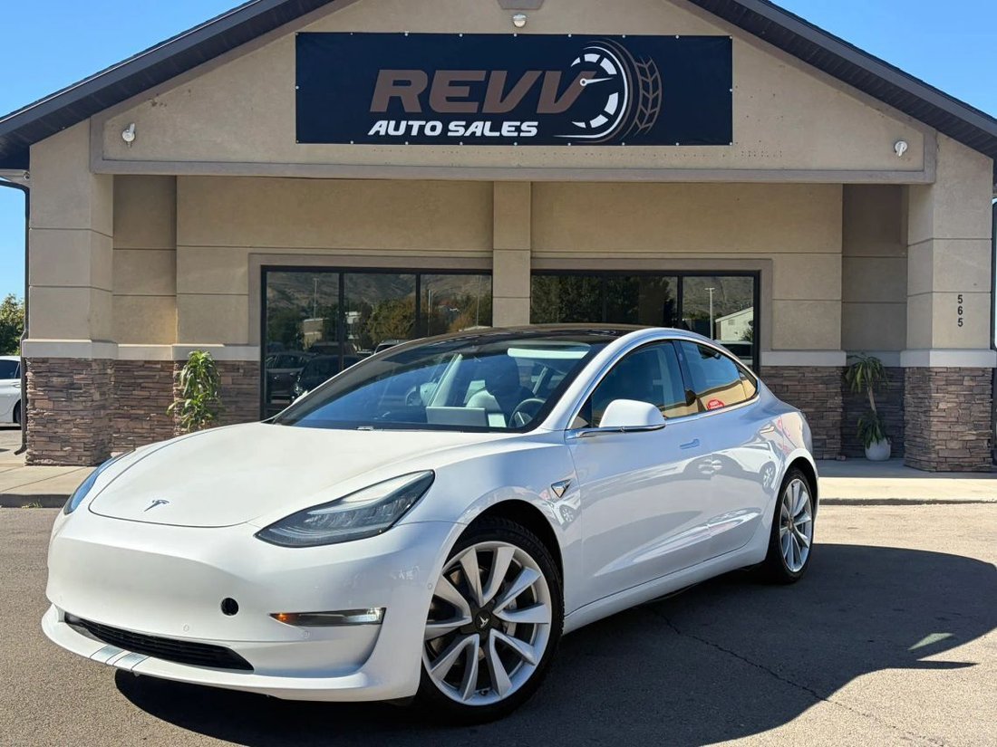 Sedan in Lindon, UT, United States 2 - 19005546