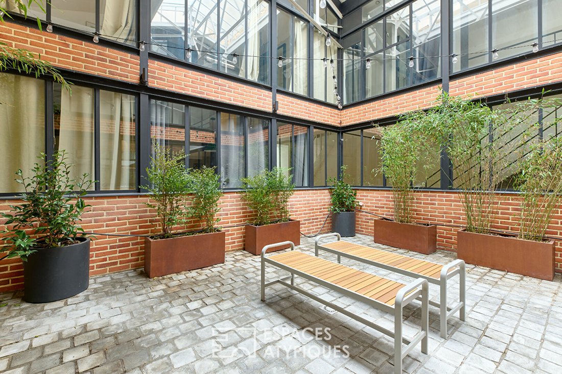Apartment in Grandes Carrières-Clichy, Paris 18e Arrondissement, Paris 2 - 19005645