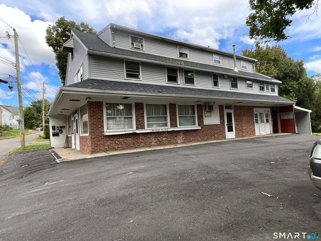 House in Bristol, Connecticut, United States 4 - 19005992