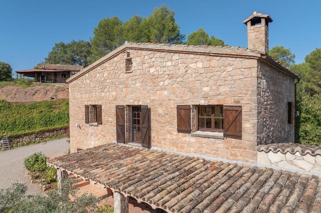 Finca in Sant Salvador de Guardiola, Catalonia, Spain 5 - 18352404