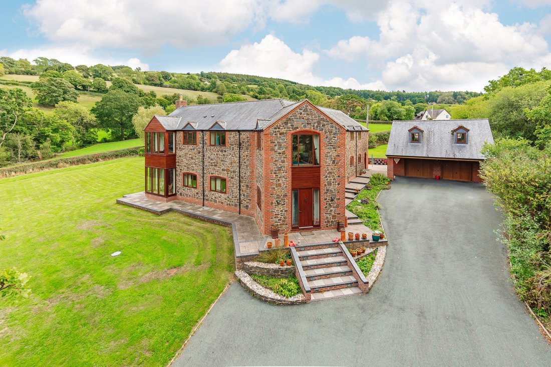 House in Trewern, Wales 2 - 19000188