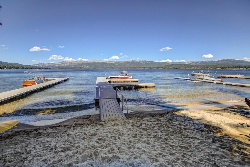 McCall, Idaho, United States 2 - 19007823