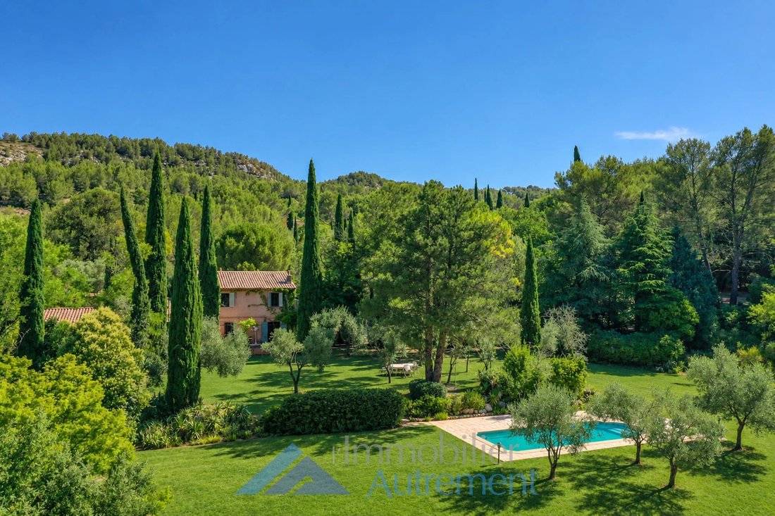Villa in Beaurecueil, Provence-Alpes-Côte d'Azur, France 1 - 19001573
