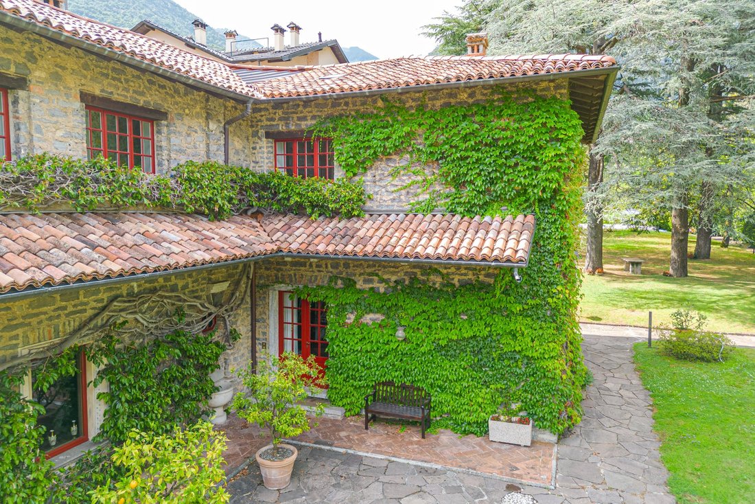 Villa in Lenno, Lombardy, Italy 3 - 19000920