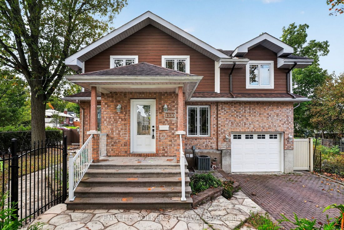 House in Ottawa, Ontario, Canada 1 - 19004713