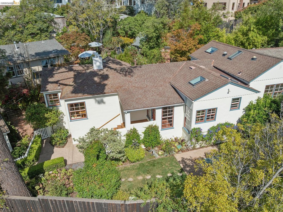 House in Berkeley, California, United States 1 - 19003413