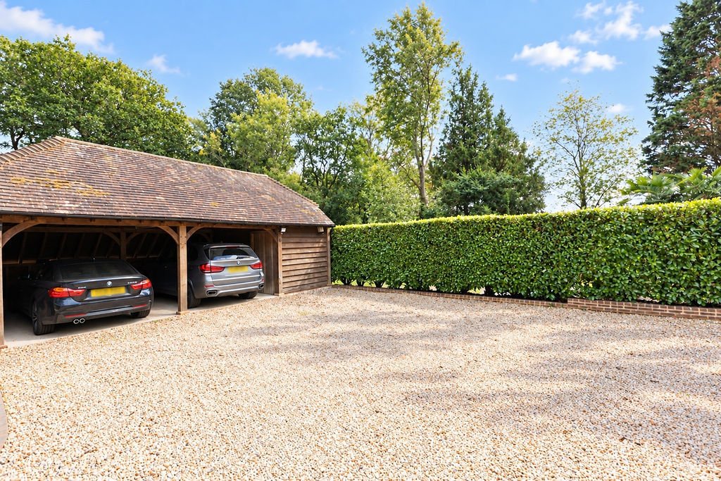House in Guildford, England 3 - 19000529