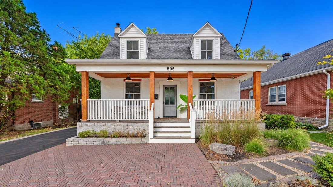 House in Burlington, Ontario, Canada 2 - 19002154