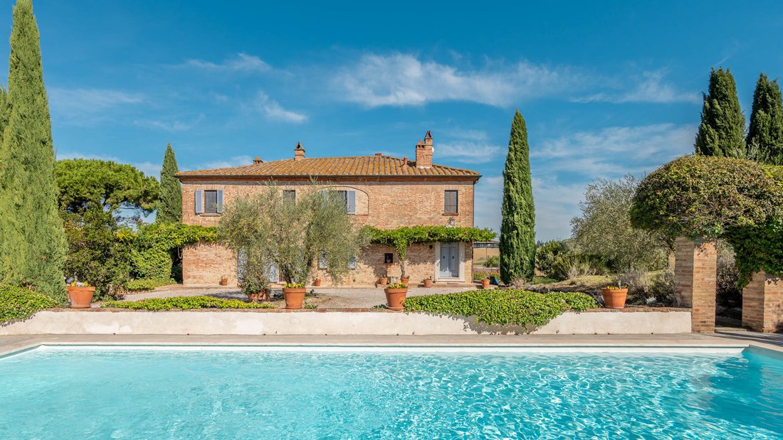 Country House in Montepulciano, Tuscany, Italy 2 - 19007711