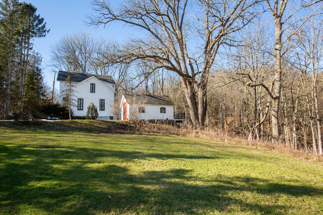 House in Leonardsville, New York, United States 5 - 19008322
