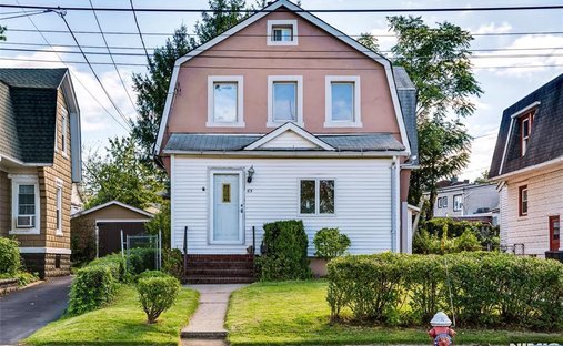 House in Dumont, New Jersey, United States 1