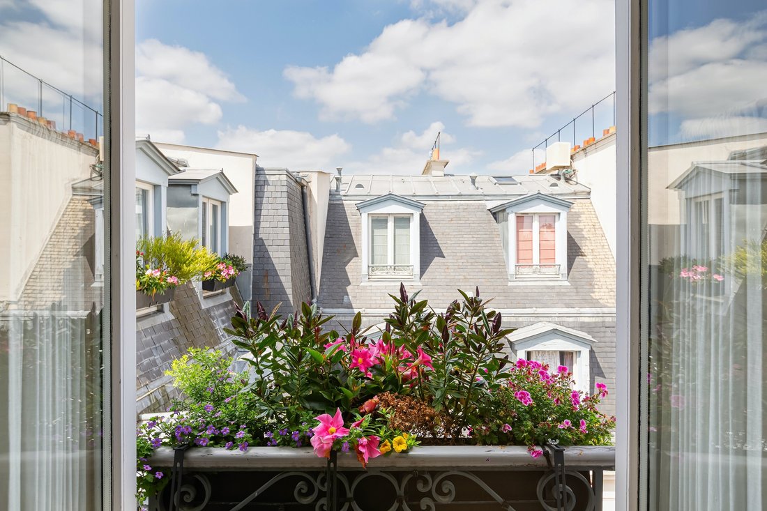 Apartment in Invalides, Paris 7e Arrondissement, Paris 2 - 19008363