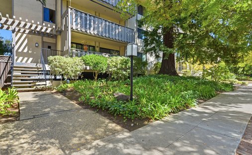 Condo in Los Altos Hills, California, United States 1