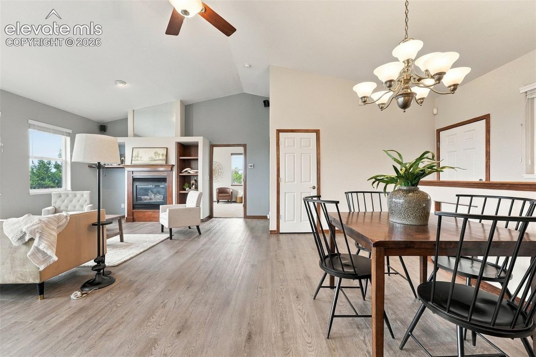 House in Colorado Springs, Colorado, United States 4 - 19008304