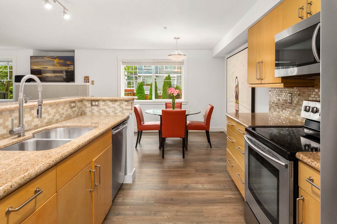 Condo in Seattle, Washington, United States 2 - 19008354