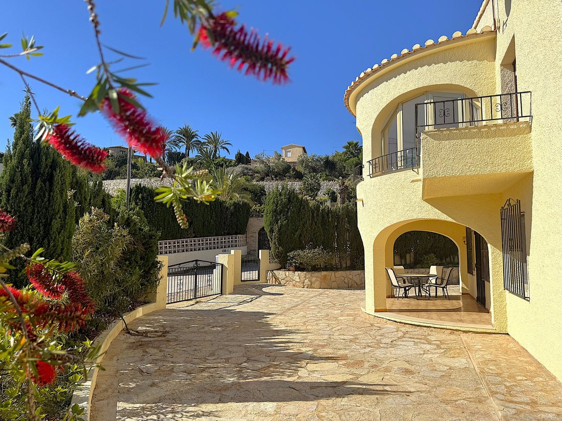 Villa in Calp / Calpe, Valencian Community, Spain 1 - 19008509