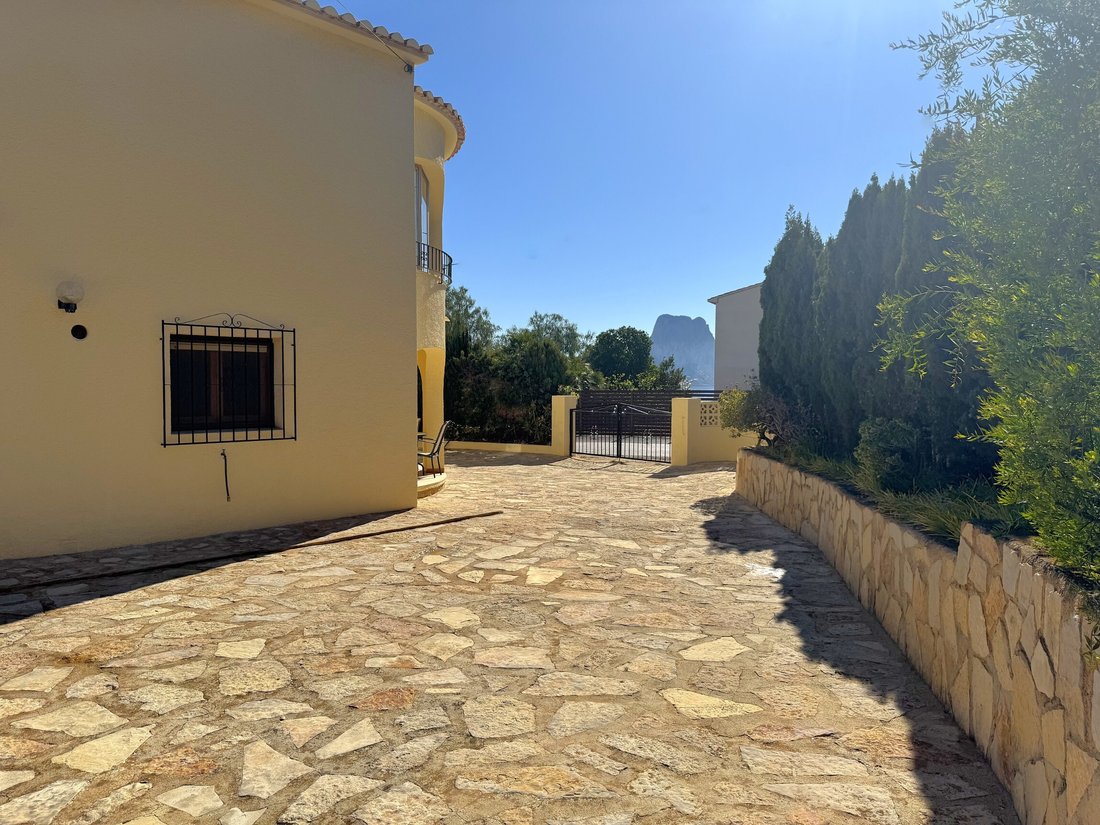 Villa in Calp / Calpe, Valencian Community, Spain 4 - 19008509