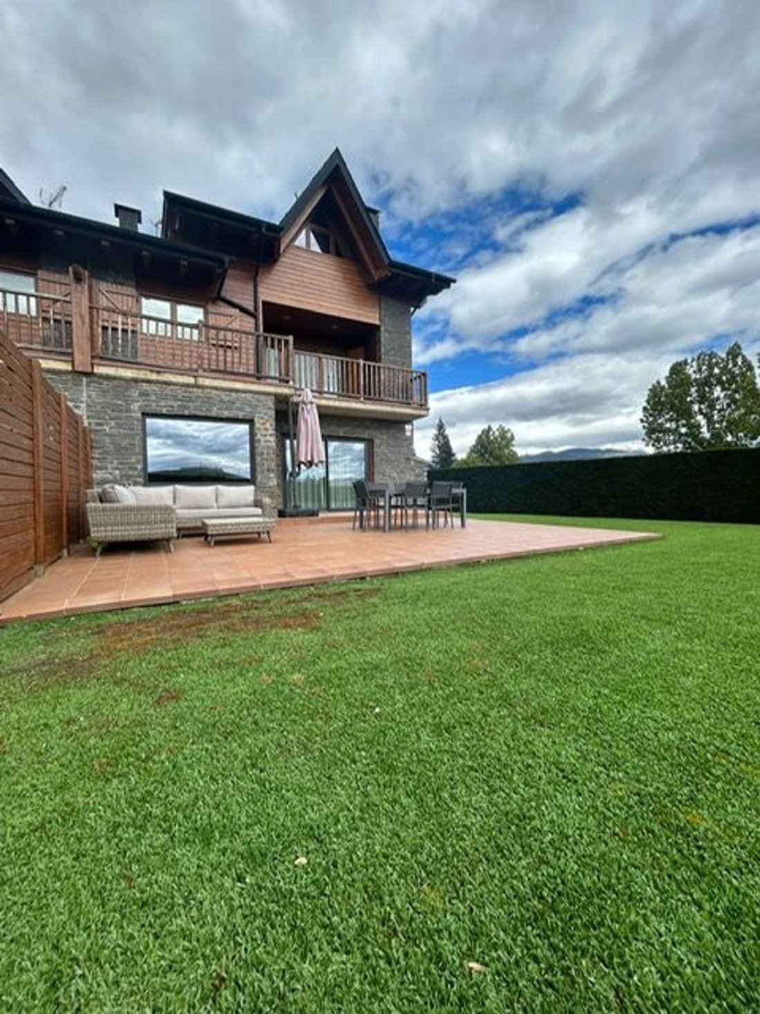 Chalet in Puigcerdà, Katalonien, Spanien 2 - 19008517
