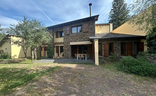 Chalet in Bellver de Cerdanya, Catalonia, Spain 1