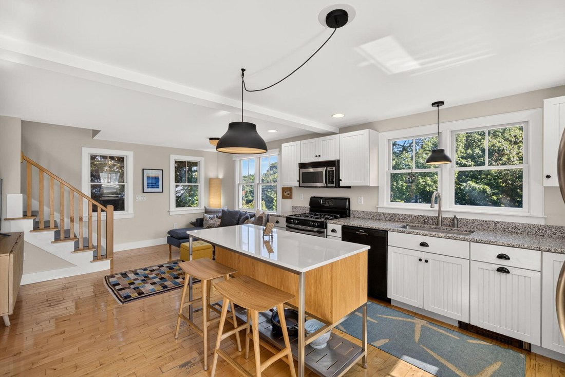 Condo in Provincetown, Massachusetts, United States 4 - 19008485
