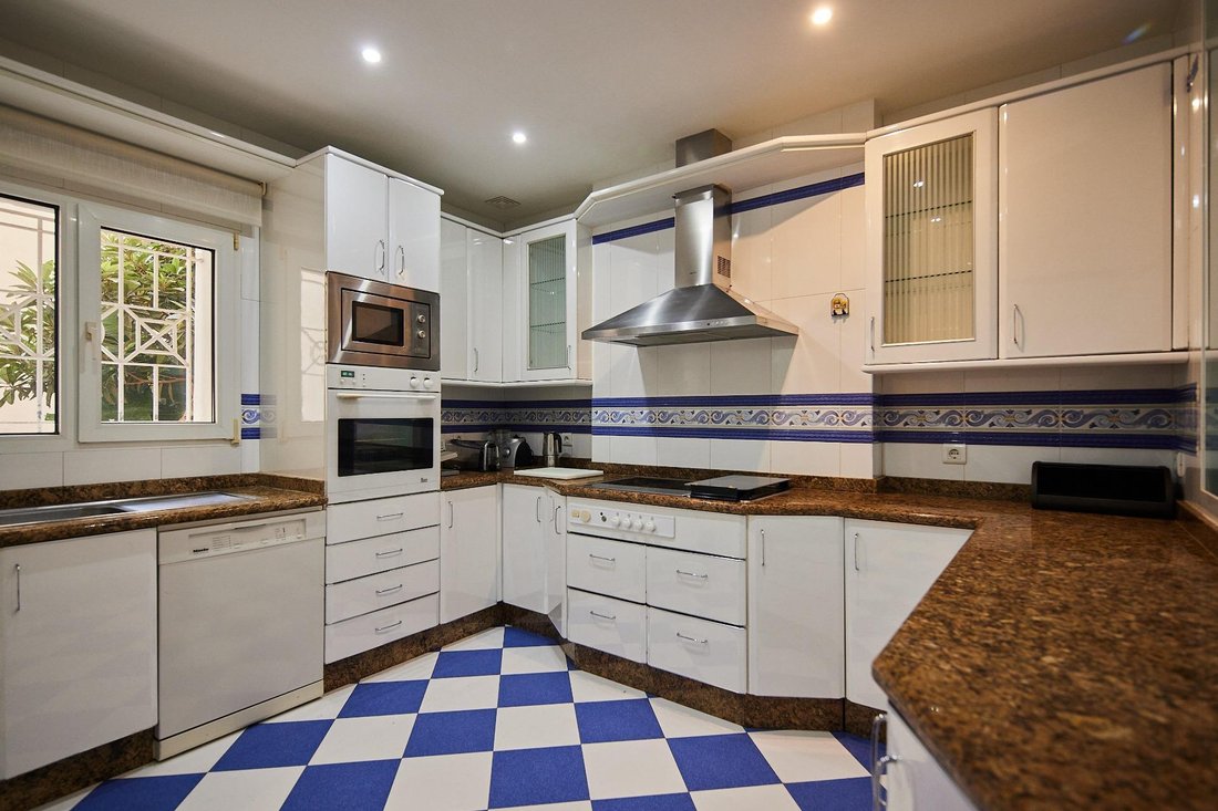 Apartment in Cadiz, Andalusia, Spain 4 - 19008499
