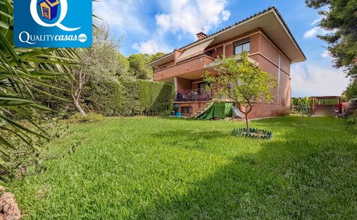 Chalet in Mutxamel, Valencian Community, Spain 1