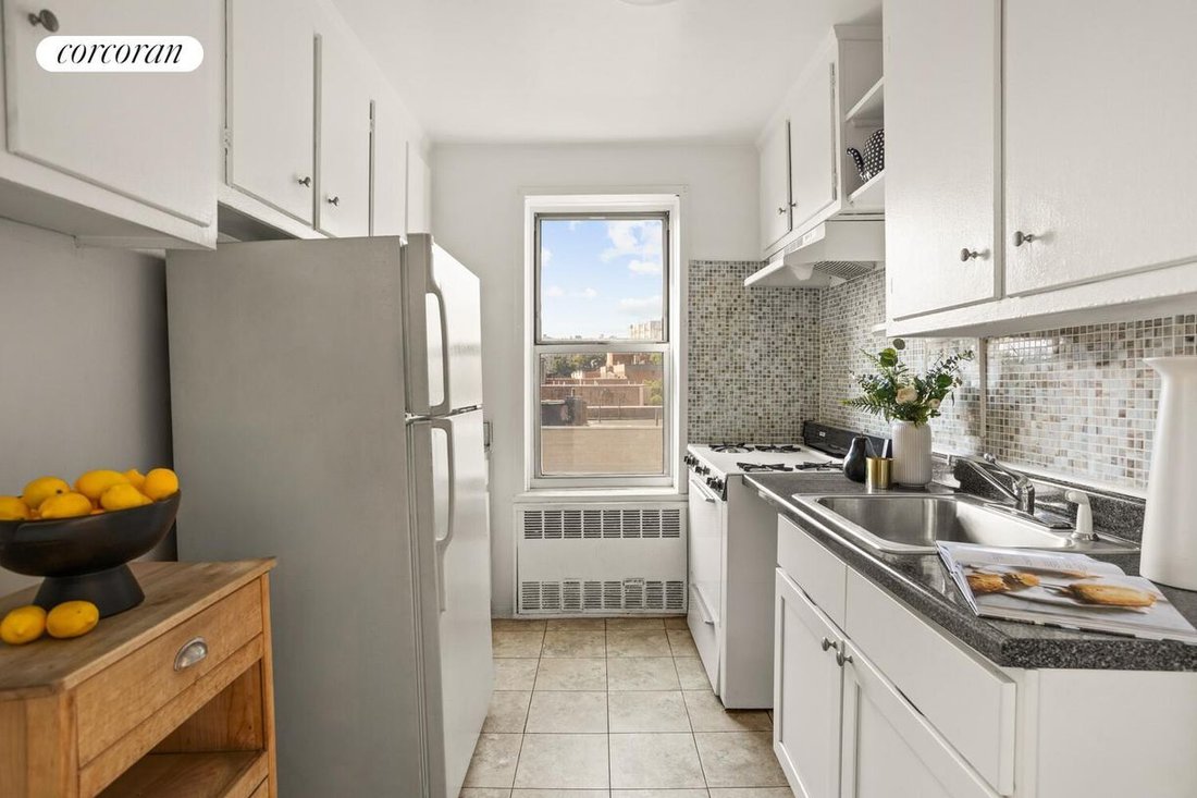 Co Op in New York, New York, United States 4 - 19008539