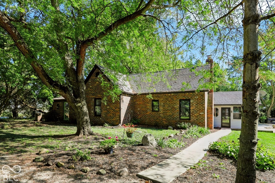 House in Whitestown, Indiana, United States 3 - 19008542