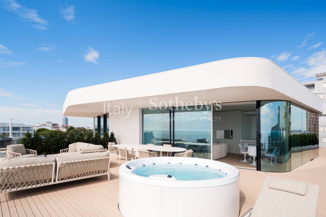 Apartment in Lido di Jesolo, Jesolo, Veneto 2 - 19008550