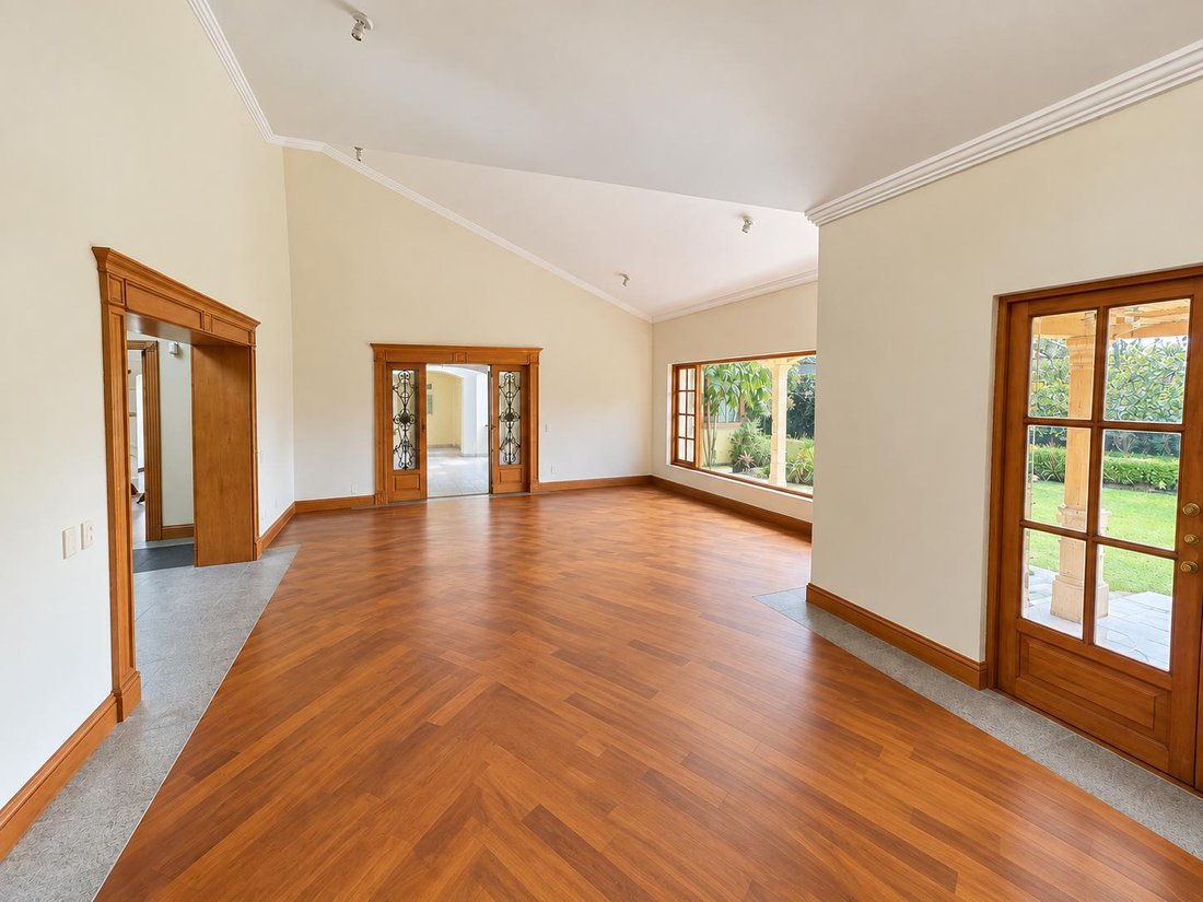 Haus in Quito, Provinz Pichincha, Ecuador 3 - 18661163
